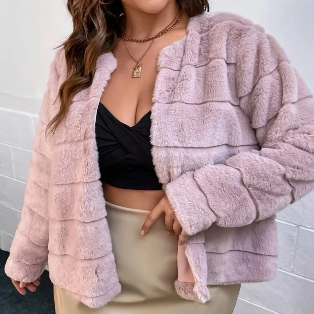 🎉🎉 Pink Faux Fur Jacket 🎀 - Picture 1 of 8